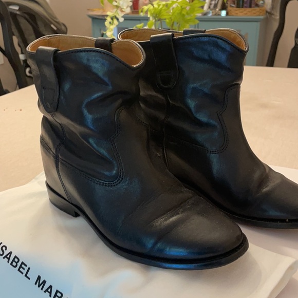 Isabel Marant riding booties. Beautiful soft black leather. - Picture 2 of 4
